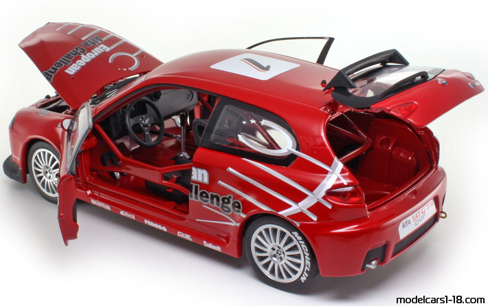 2003 - Alfa Romeo 147 GTA Cup Ricko 1/18 (Червен) Отваряеми части