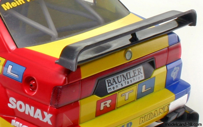 1994 - Alfa Romeo 155 V6 TI DTM UT 1/18 (Жълт / Син) Багажник / Отварящи се фарове