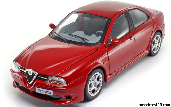 2002 - Alfa Romeo 156 GTA Ricko 1/18 (Червен) Предна лява страна