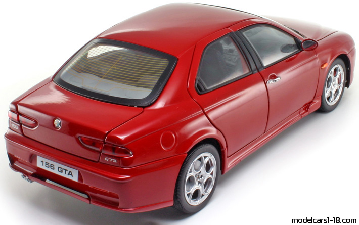 2002 - Alfa Romeo 156 GTA Ricko 1/18 (Червен) Задна дясна страна