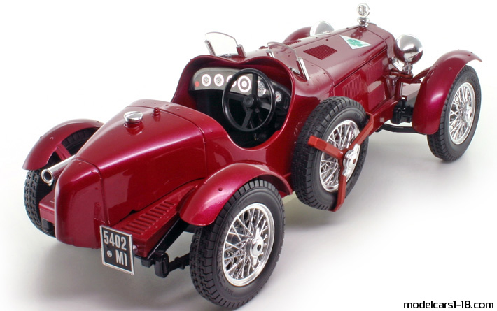 1934 - Alfa Romeo 8C 2300 Monza Bburago 1/18 (Червен) Задна дясна страна