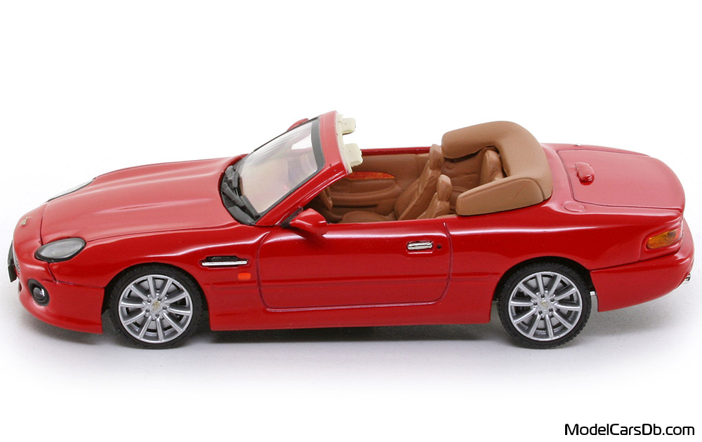 1993 - Aston Martin DB7 Vantage Volante Vitesse 1/43 (Зелен) Страна