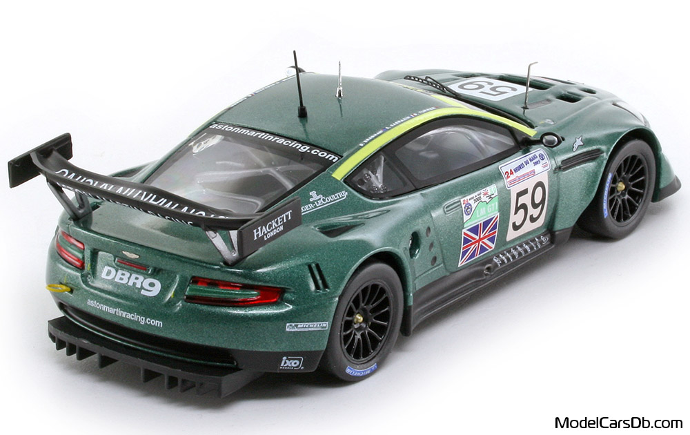 2005 - Aston Martin DBR9 IXO 1/43 (Зелен / Зелен) Задна дясна страна