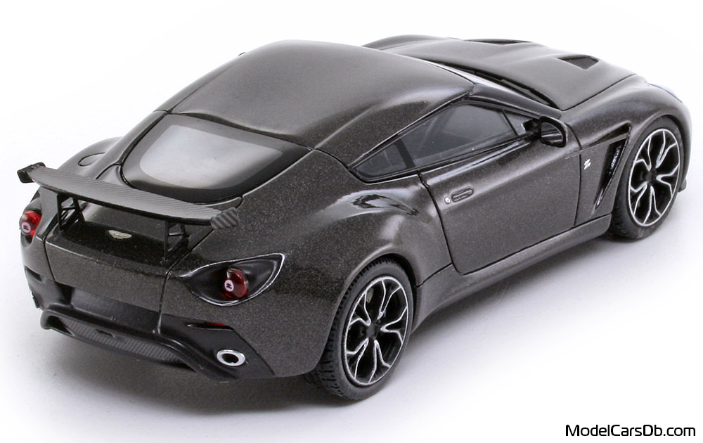 2012 - Aston Martin V12 Zagato Minichamps 1/43 (Сив) Задна дясна страна