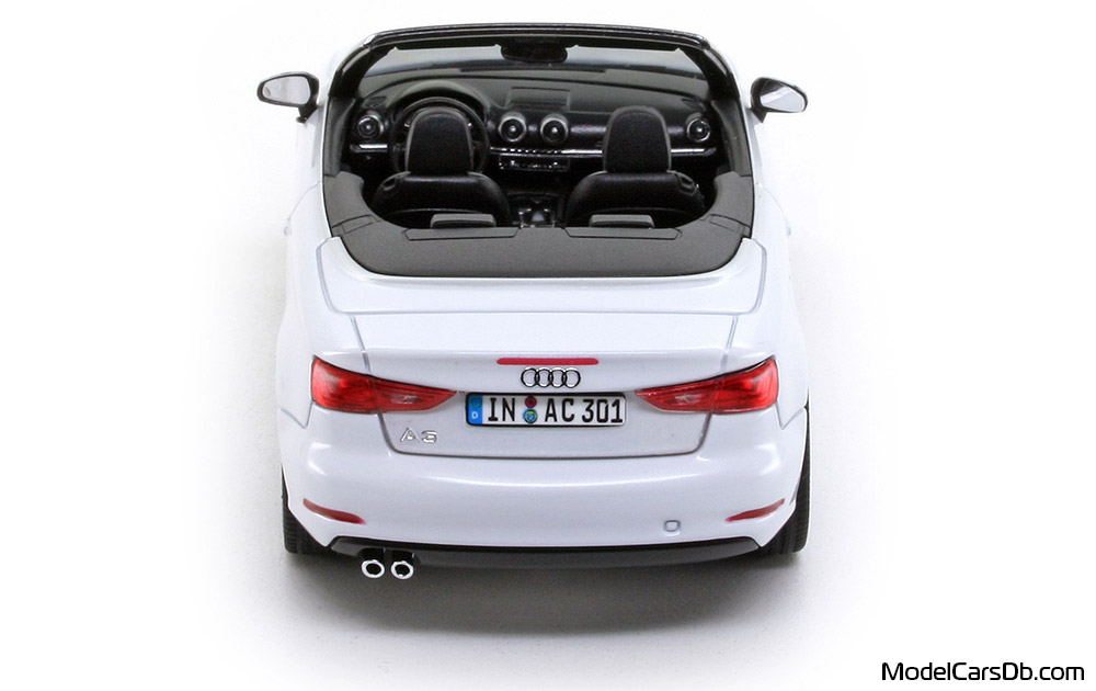 2013 - Audi A3 Cabriolet (8V) Herpa 1/43 (Бял) Задница