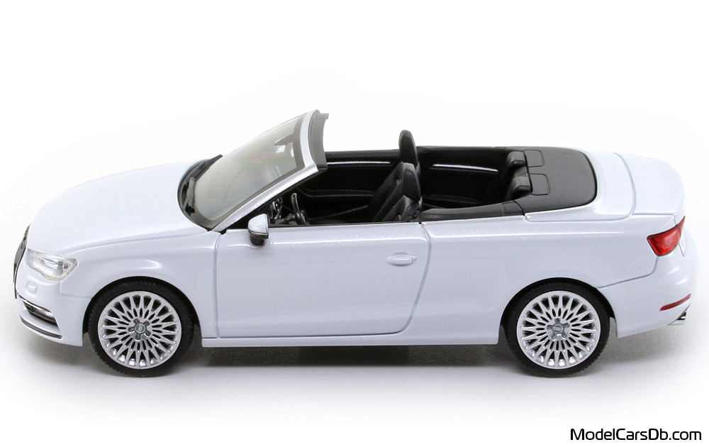2013 - Audi A3 Cabriolet (8V) Herpa 1/43 (Бял) Страна