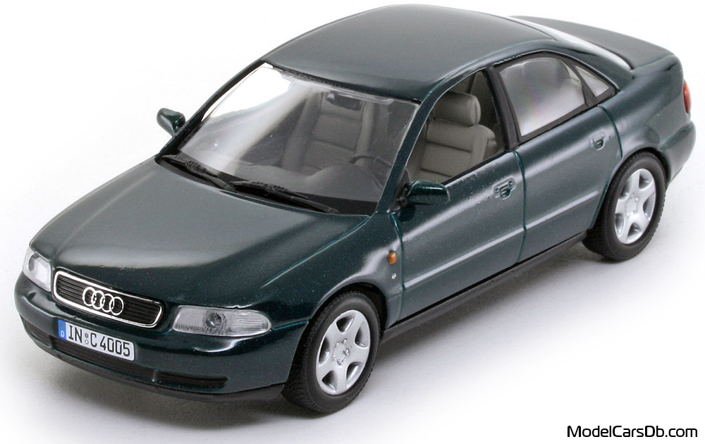 1995 - Audi A4 (B5) Minichamps 1/43 (Зелен) Предна лява страна