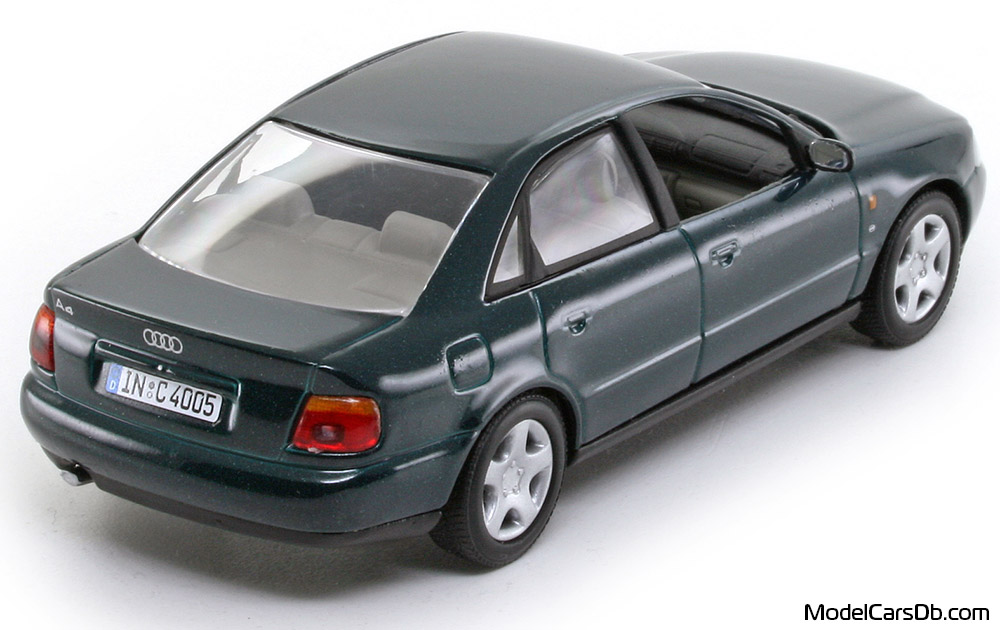 1995 - Audi A4 (B5) Minichamps 1/43 (Зелен) Задна дясна страна