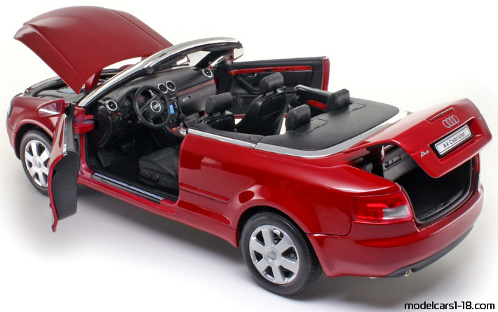 2003 - Audi A4 Cabriolet (B6) Welly 1/18 (Червен) Отваряеми части
