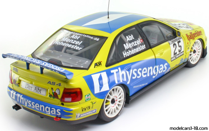 1999 - Audi A4 STW (B5) UT 1/18 (Жълт / Син) Задна дясна страна