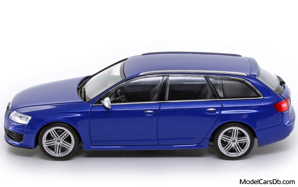 2008 - Audi RS6 Avant (C6) Minichamps 1/43 (Син) Страна