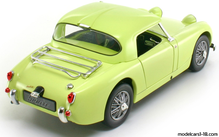 1958 - Austin Healey Sprite Revell 1/18 (Жълт) Задна дясна страна