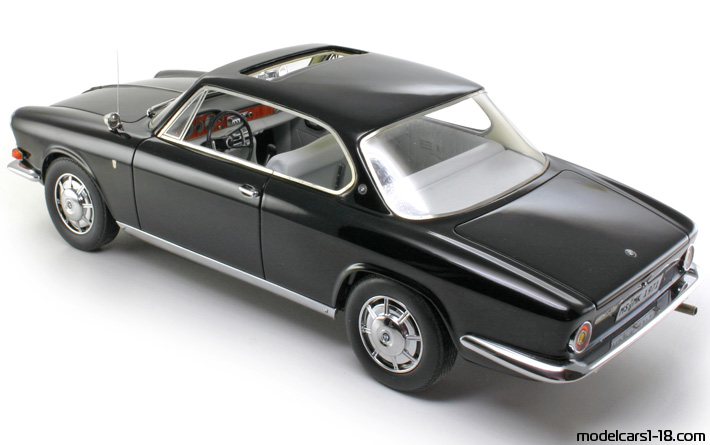 1961 - BMW 3200 CS Neo Scale Models 1/18 (Черен) Отваряеми части