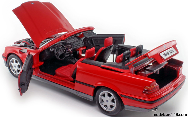 1993 - BMW 325i (E36) Maisto 1/18 (Червен) Отваряеми части