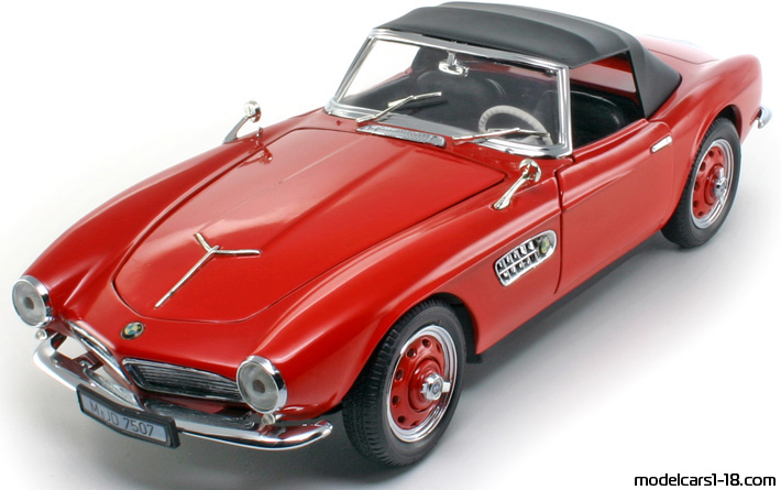 1956 - BMW 507 Revell 1/18 (Red) Предна лява страна