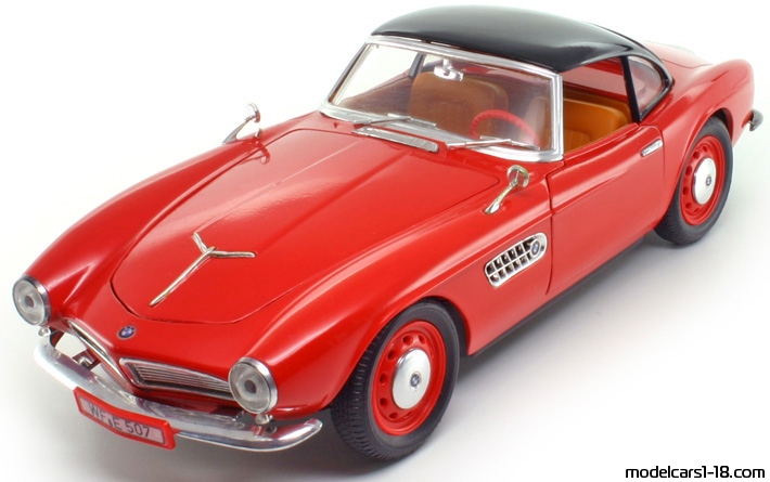 1956 - BMW 507 Revell 1/18 (Червен / Черен) Предна лява страна