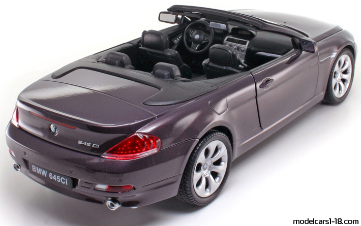 2005 - BMW 645 Ci (E64) Welly 1/18 (Лилав) Задна дясна страна