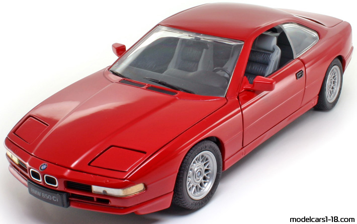 1990 - BMW 850i (E31) Revell 1/18 (Red) Предна лява страна
