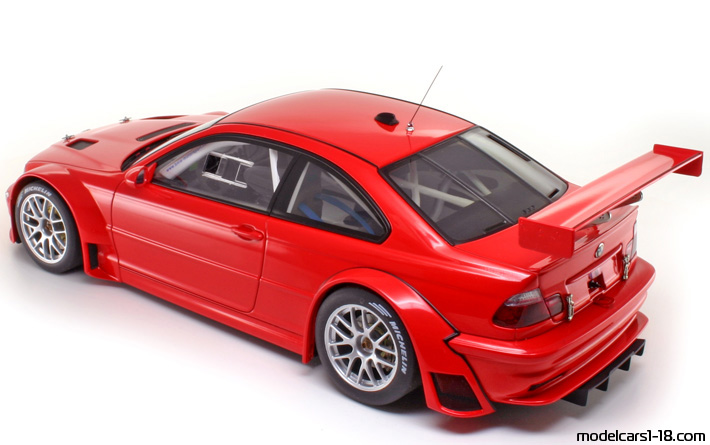 2005 - BMW M3 GTR (E46) AutoArt 1/18 (Червен) Отваряеми части
