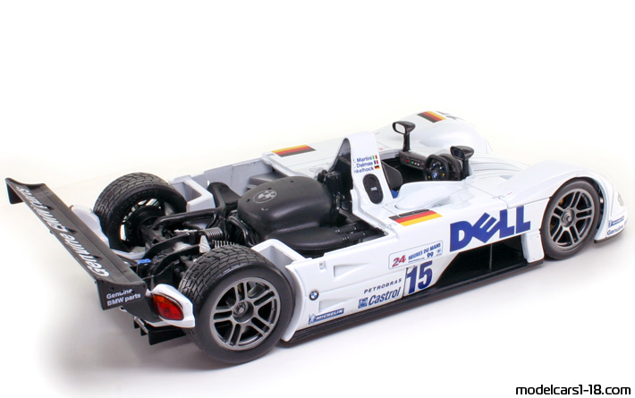 1999 - BMW V12 LMR Maisto 1/18 (Бял) Отваряеми части