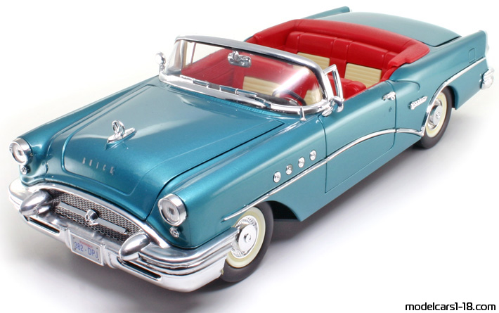 1955 - Buick Century Mira 1/18 (Зелен) Предна лява страна