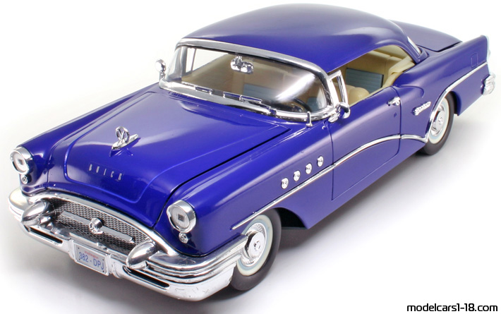 1955 - Buick Century Mira 1/18 (Син) Предна лява страна