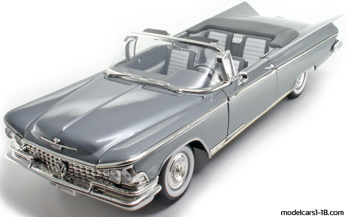 1959 - Buick Electra 225 Road Signature 1/18 (Сребрист) Предна лява страна