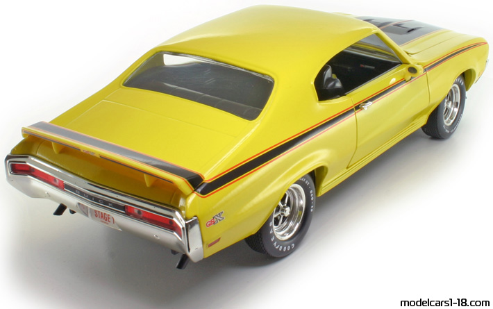 1970 - Buick GSX ERTL 1/18 (Жълт / Черен) Задна дясна страна