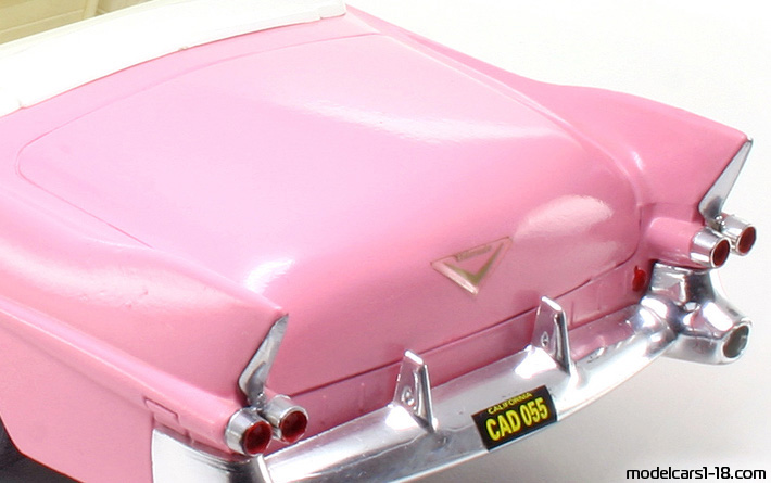 1955 - Cadillac Eldorado (62) Solido 1/21 (Розов) Багажник / Отварящи се фарове