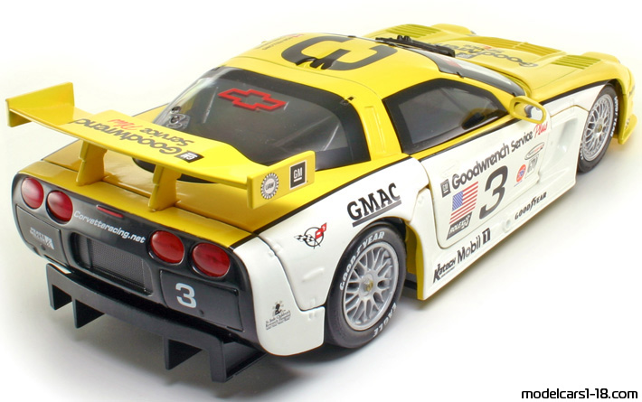 2000 - Chevrolet Corvette C5-R Action Collectibles 1/18 (Жълт / Бял) Задна дясна страна