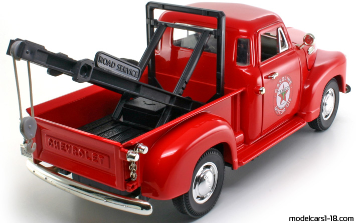 1953 - Chevrolet Pick Up Tow Truck Mira 1/18 (Червен) Задна дясна страна