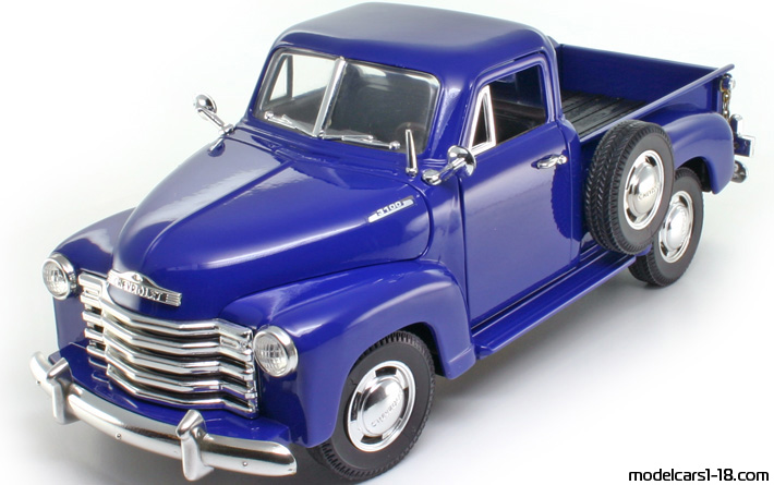 1953 - Chevrolet Pick Up Mira 1/18 (Син) Предна лява страна