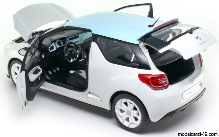 2009 - Citroen DS3 Norev 1/18 (Бял / Бял) Отваряеми части