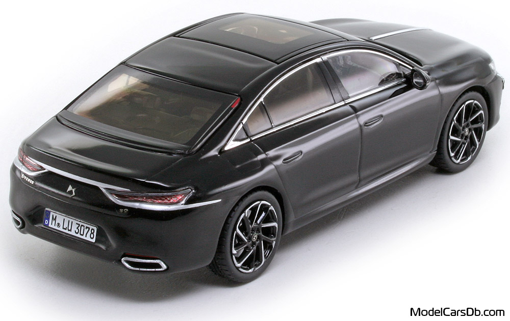 2020 - DS 9 Norev 1/43 (Черен) Задна дясна страна