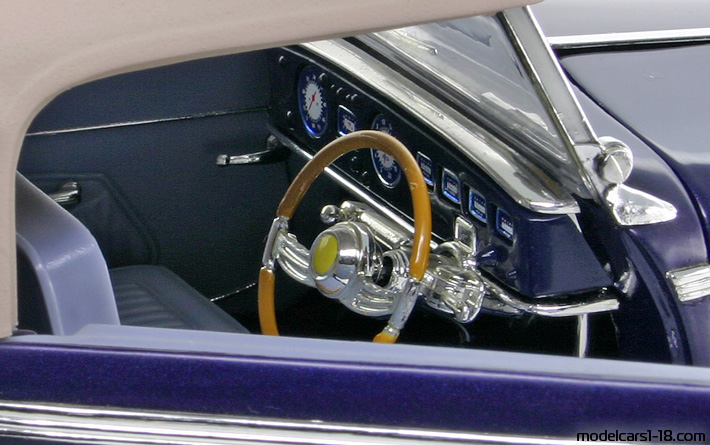 1947 - Delahaye 135M Signature Models 1/18 (Син) Интериор арматурно табло