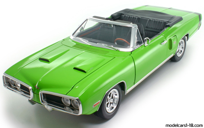 1970 - Dodge Coronet R/T Road Signature 1/18 (Зелен / Черен) Предна лява страна