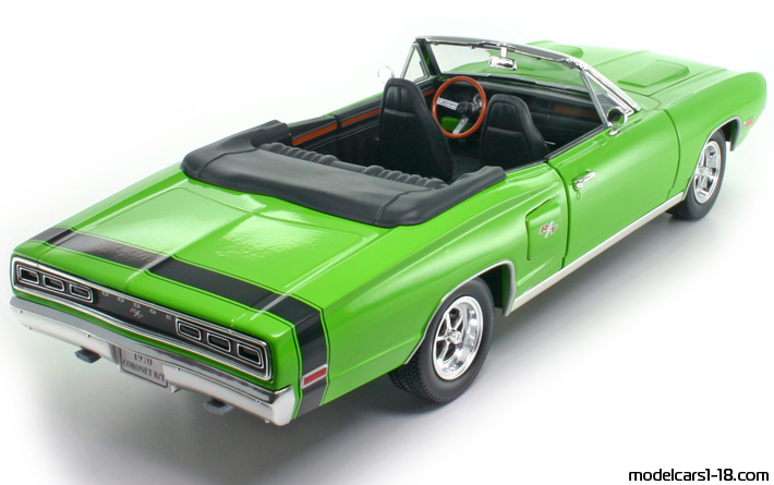 1970 - Dodge Coronet R/T Road Signature 1/18 (Зелен / Черен) Задна дясна страна