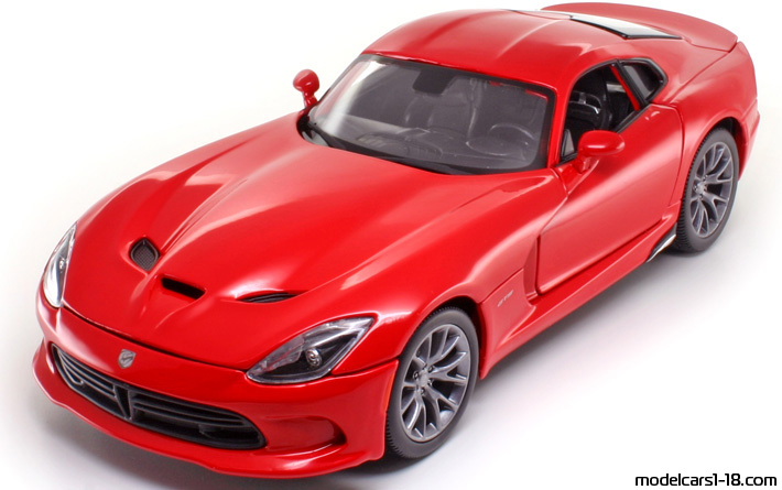 2013 - Dodge Viper SRT GTS Maisto 1/18 (Червен) Предна лява страна