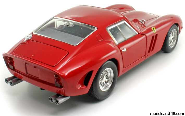 1962 - Ferrari 250 GTO Hot Wheels 1/18 (Червен) Задна дясна страна