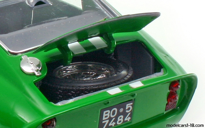 1962 - Ferrari 250 GTO Bburago 1/18 (Зелен / Бял) Багажник / Отварящи се фарове