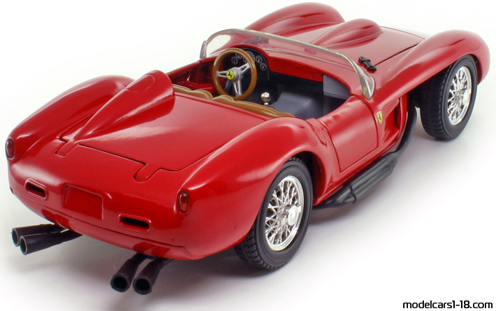 1957 - Ferrari 250 Testa Rossa Hot Wheels 1/18 (Червен) Задна дясна страна