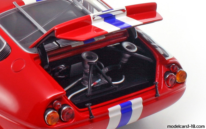 1977 - Ferrari 365 GTB/4 Daytona Competizione Kyosho 1/18 (Червен / Бял) Багажник / Отварящи се фарове