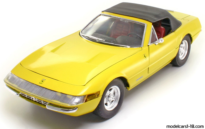 1970 - Ferrari 365 GTS/4 Daytona Solido 1/18 (Жълт) Предна лява страна