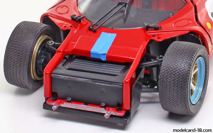 1967 - Ferrari 412 P Jouef Evolution 1/18 (Червен / Син) Багажник / Отварящи се фарове