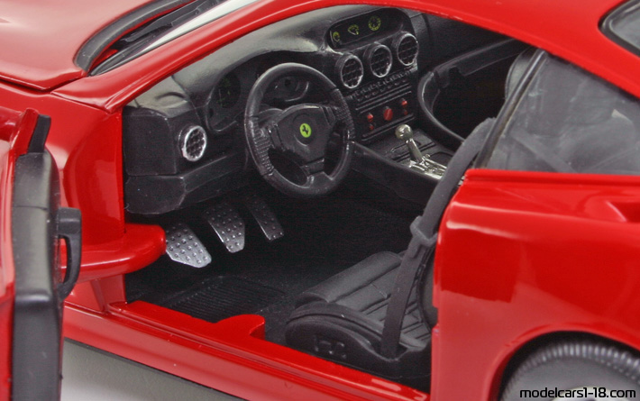 1996 - Ferrari 550 Maranello Anson 1/18 (Червен) Интериор арматурно табло
