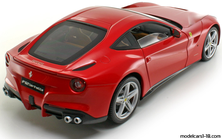 2012 - Ferrari F12 Berlinetta Elite 1/18 (Червен) Задна дясна страна