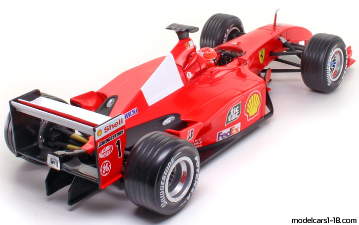 2001 - Ferrari F2001 Hot Wheels 1/18 (Червен / Бял) Задна дясна страна