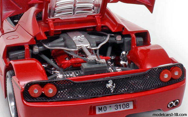 1995 - Ferrari F50 Bburago 1/18 (Червен) Двигател