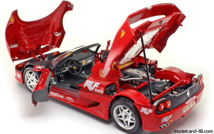 1995 - Ferrari F50 Bburago 1/18 (Червен) Отваряеми части