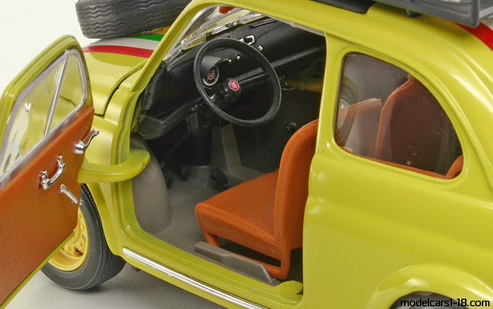1968 - Fiat 500 Rally Bburago 1/16 (Жълт) Интериор арматурно табло